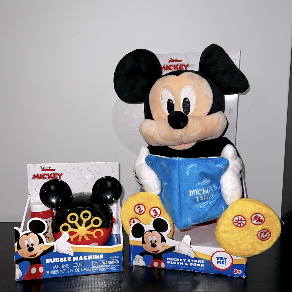 Disney Jr. Mickey Story Plush & Bubble Machine